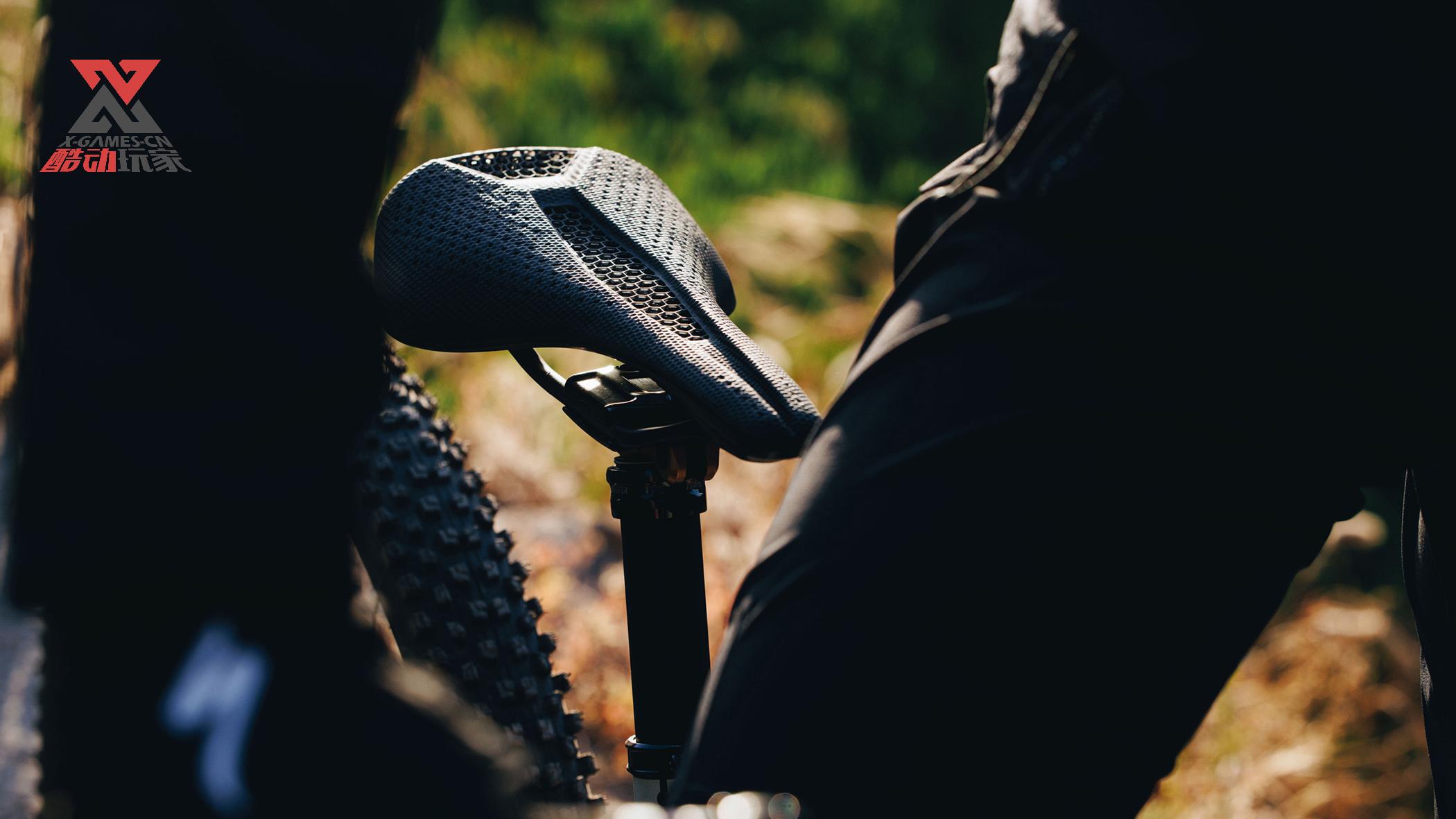 MTB-3837_ SW Phenom Saddle_Lower Carrousel_2880x1620_02.jpg